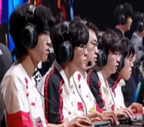 成都,世界运动会,巡回赛,开云直播足球,足球赛事平台,足球比赛直播,足球赛事资讯,足球比赛信息