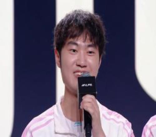 拉什福德,齐尔克泽各,进两球,开云直播足球,足球赛事平台,足球比赛直播,足球赛事资讯,足球比赛信息